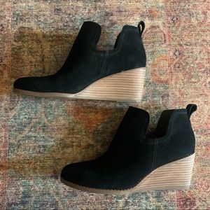 TOMS Kallie Wedge Bootie - Black NWOT
